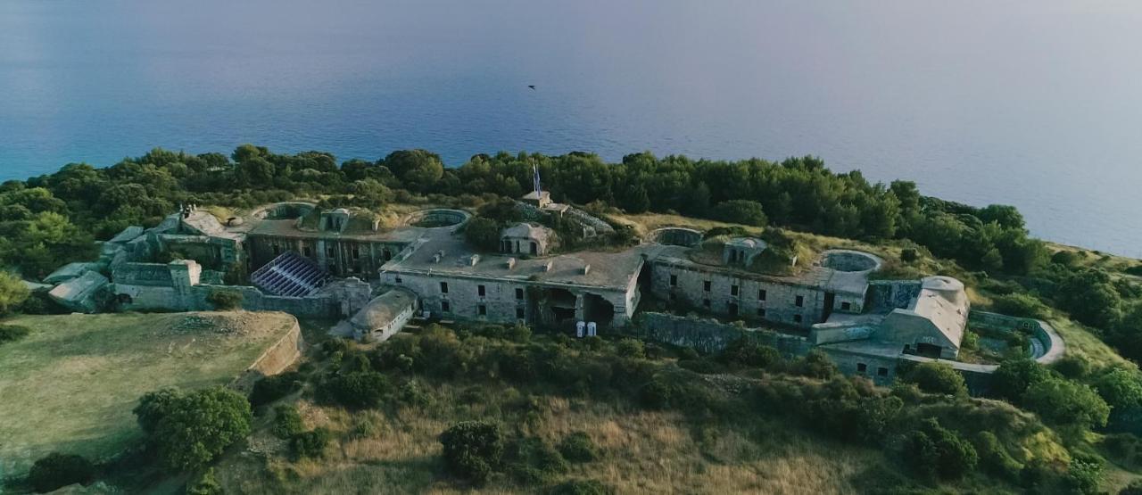 Mon Perin Castrum - Rooms Dado Бале Екстер'єр фото